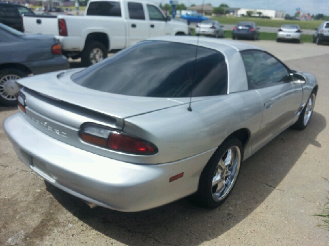 2000 Chevrolet Camaro GT Premium