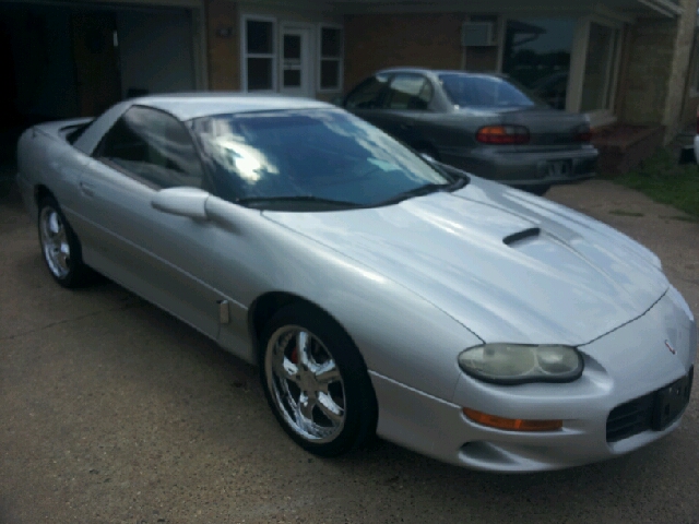 2000 Chevrolet Camaro GT Premium