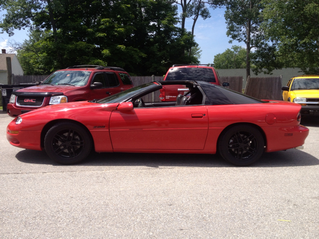 2000 Chevrolet Camaro OZ Rally Edition