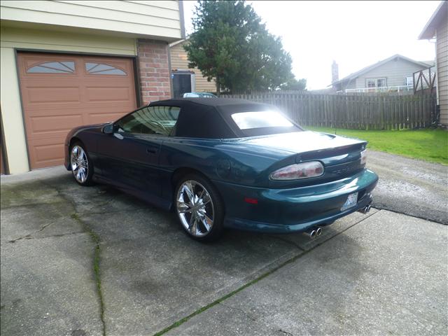 2001 Chevrolet Camaro XLS