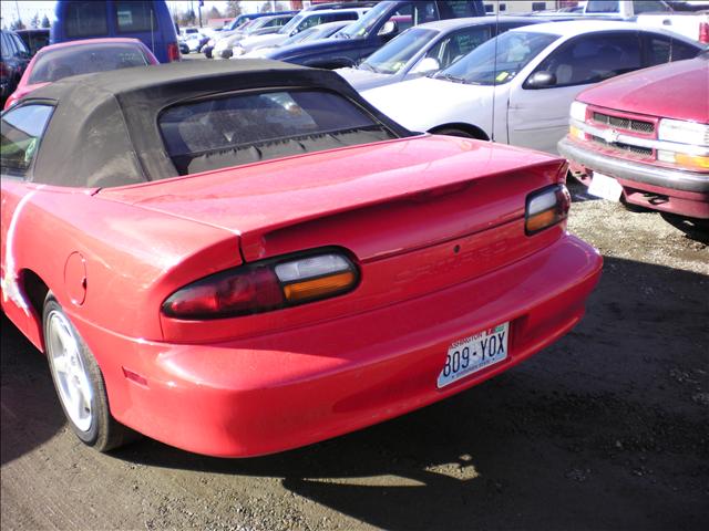 2001 Chevrolet Camaro Base