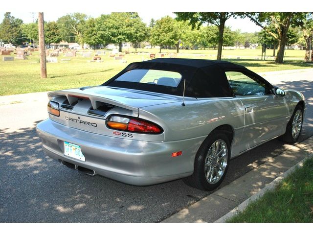 2002 Chevrolet Camaro Adren W/lthr