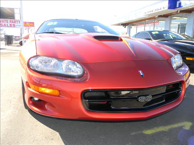 2002 Chevrolet Camaro 4dr Sdn Auto (natl) Hatchback