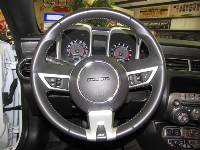 2010 Chevrolet Camaro V6 4WD Limited W/3rd Row 4x4 SUV