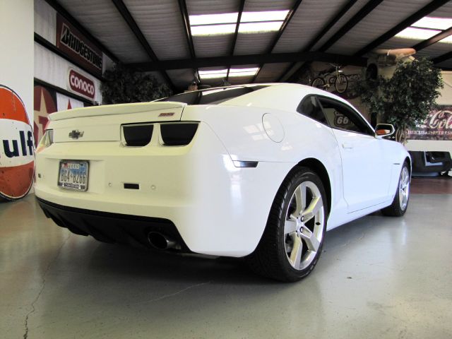 2010 Chevrolet Camaro V6 4WD Limited W/3rd Row 4x4 SUV