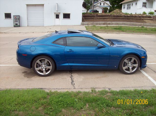 2010 Chevrolet Camaro V6 4WD Limited W/3rd Row 4x4 SUV