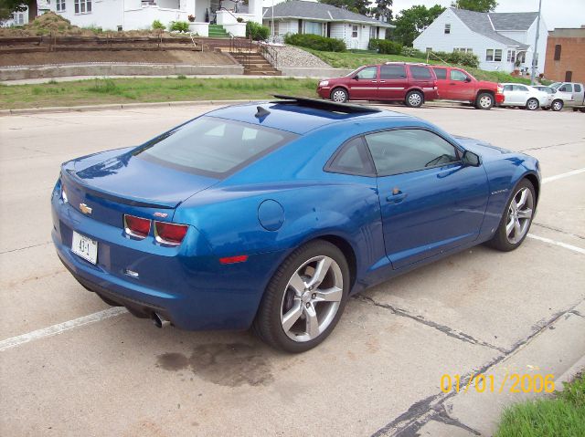 2010 Chevrolet Camaro V6 4WD Limited W/3rd Row 4x4 SUV