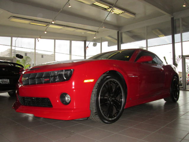 2010 Chevrolet Camaro lLk 3RD ROW Seating