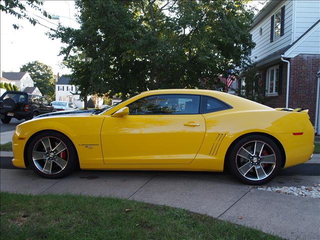 2010 Chevrolet Camaro 4dr V6 Limited W/3rd Row