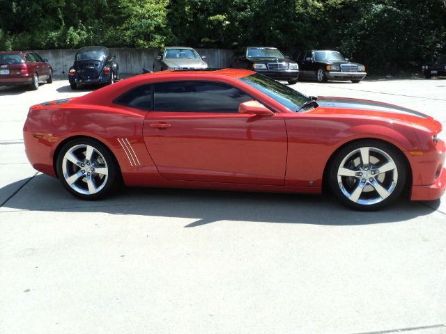 2010 Chevrolet Camaro V6 4WD Limited W/3rd Row 4x4 SUV