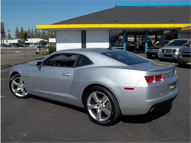 2010 Chevrolet Camaro LS A4WD