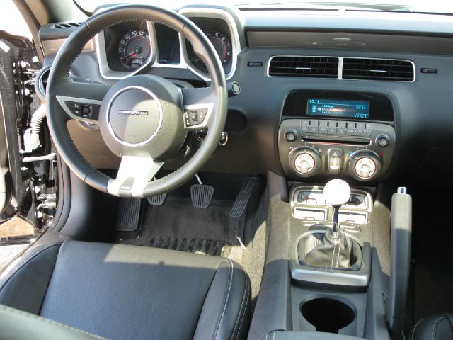 2010 Chevrolet Camaro V6 4WD Limited W/3rd Row 4x4 SUV