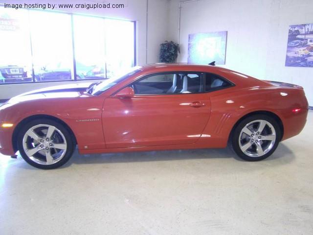 2010 Chevrolet Camaro 4dr Sdn Auto (natl) Hatchback