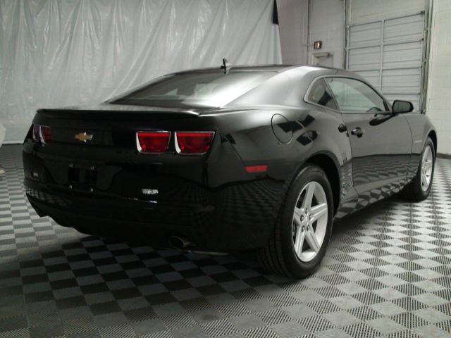 2011 Chevrolet Camaro 216