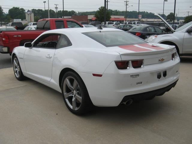 2011 Chevrolet Camaro 4dr Sdn Auto (natl) Hatchback