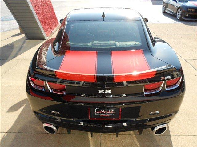 2011 Chevrolet Camaro 328xi Coupe 2D