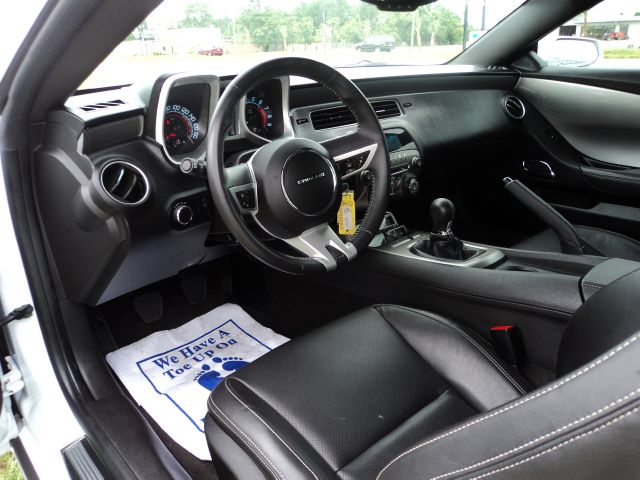 2011 Chevrolet Camaro V6 4WD Limited W/3rd Row 4x4 SUV