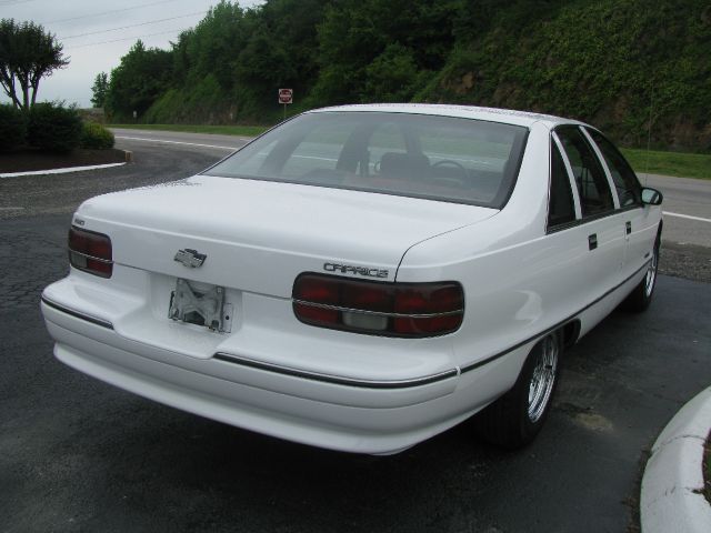 1992 Chevrolet CAPRICE Base