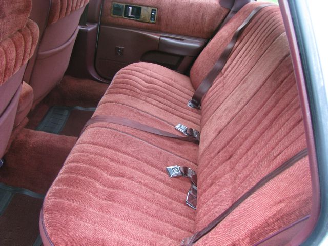 1992 Chevrolet CAPRICE Base