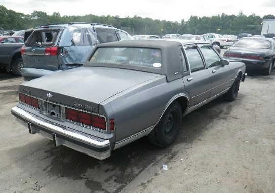 1990 Chevrolet Caprice Classic (4x2) SLE Cloth