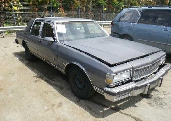 1990 Chevrolet Caprice Classic (4x2) SLE Cloth