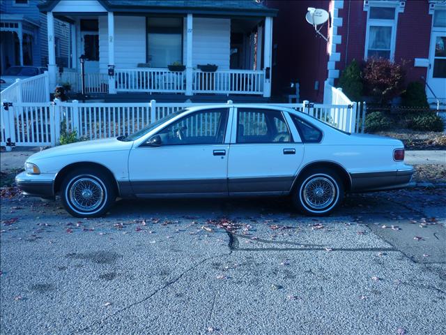 1995 Chevrolet Caprice Classic Sport 4x4