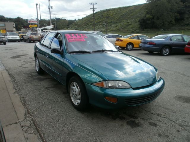 1998 Chevrolet Cavalier 3.2 Sedan 4dr