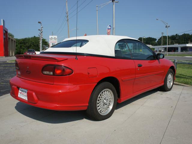 1999 Chevrolet Cavalier SE-R Spec V