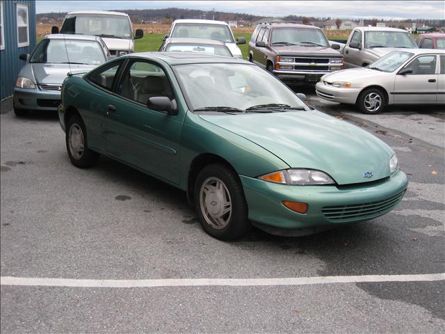 1999 Chevrolet Cavalier Base