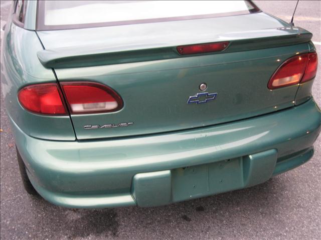 1999 Chevrolet Cavalier Base