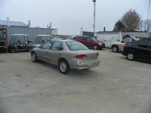 1999 Chevrolet Cavalier Base