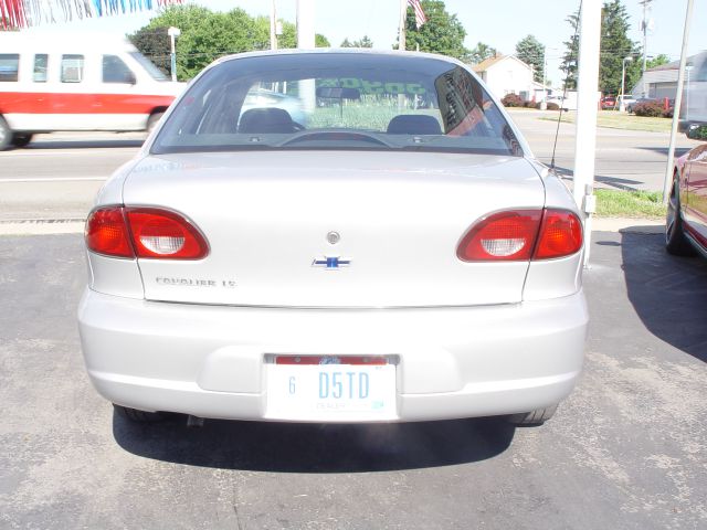 2002 Chevrolet Cavalier 3.2 Sedan 4dr