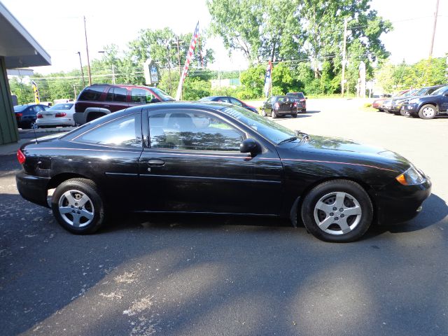 2003 Chevrolet Cavalier XLT Supercab 5.5-ft Box 2WD