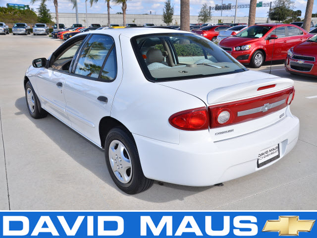 2003 Chevrolet Cavalier Base