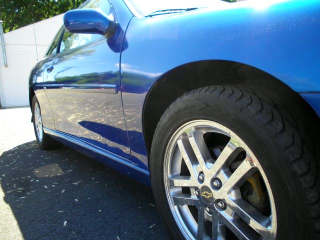 2004 Chevrolet Cavalier Laredo Leathersunroof