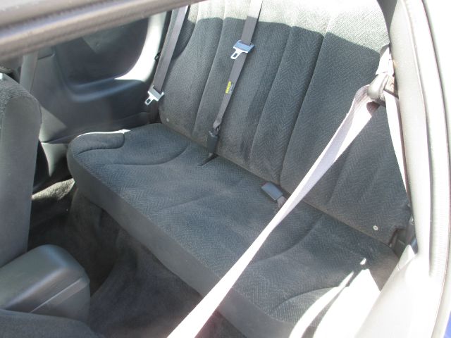 2004 Chevrolet Cavalier Laredo Leathersunroof