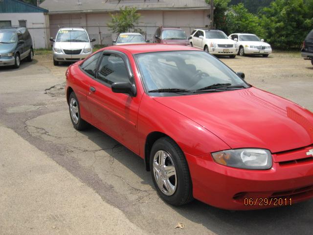 2005 Chevrolet Cavalier Base