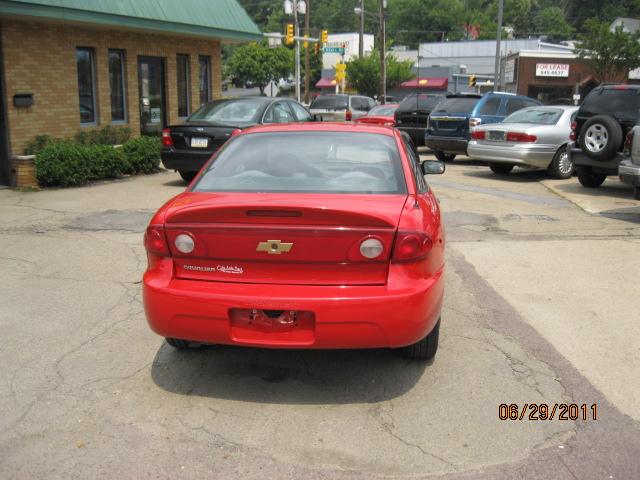 2005 Chevrolet Cavalier Base