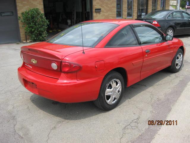 2005 Chevrolet Cavalier Base