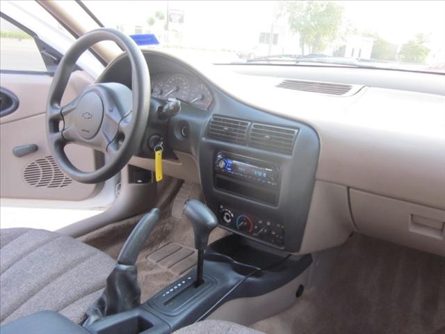 2005 Chevrolet Cavalier Base