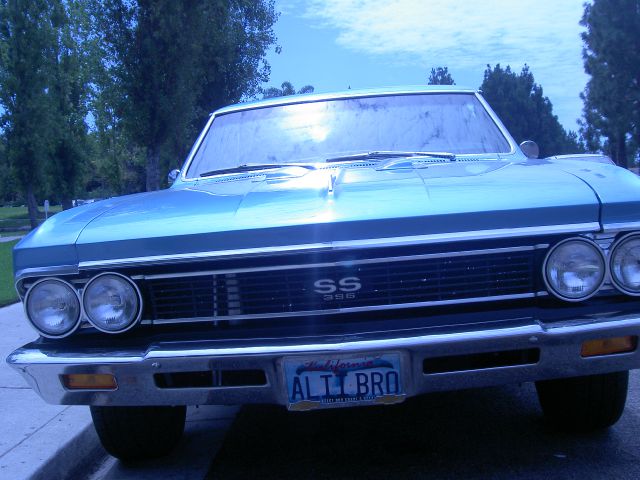 1966 Chevrolet Chevelle 4dr Sdn Auto (natl) Hatchback