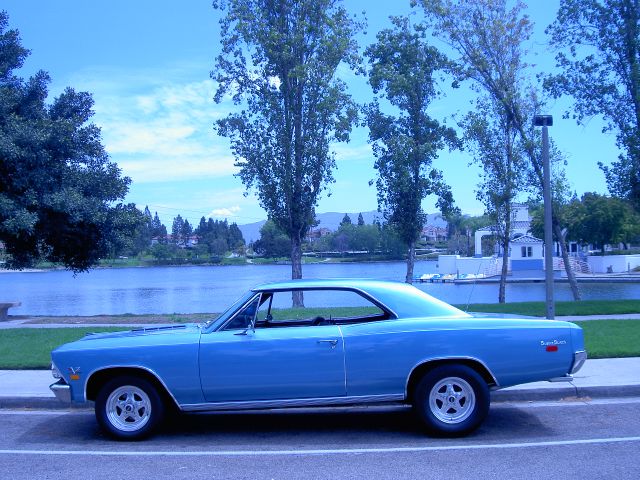 1966 Chevrolet Chevelle 4dr Sdn Auto (natl) Hatchback