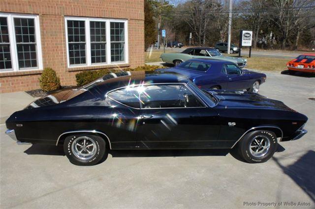 1969 Chevrolet Chevelle 4WD 4dr V6 5-spd AT