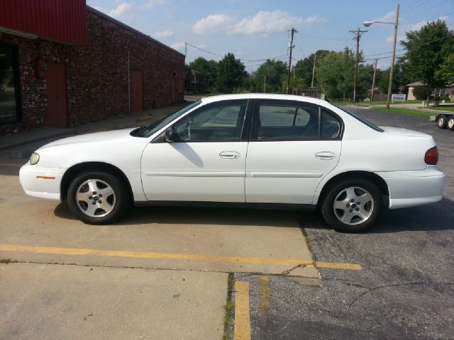 2004 Chevrolet Classic Touring 4WD