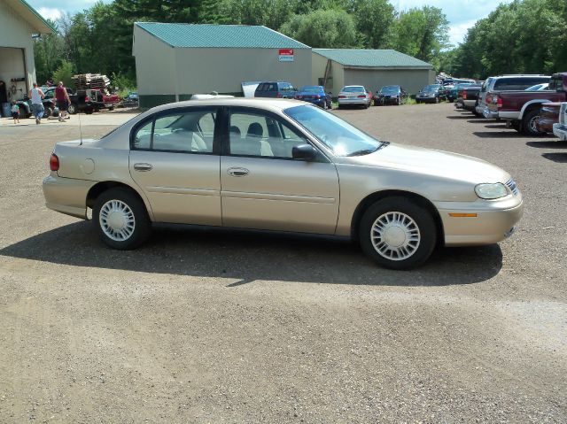 2004 Chevrolet Classic Touring 4WD