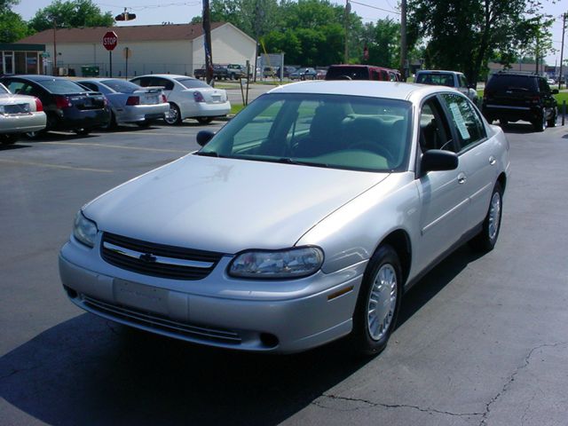 2004 Chevrolet Classic Unknown