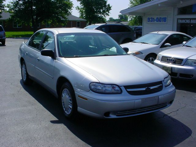 2004 Chevrolet Classic Unknown