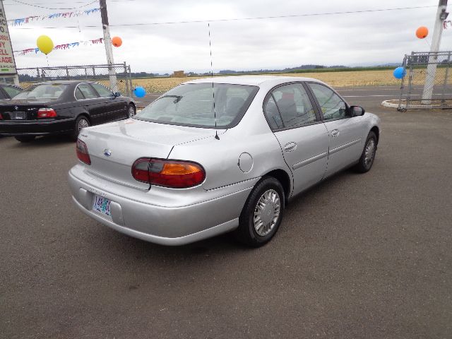 2004 Chevrolet Classic Touring W/nav.sys