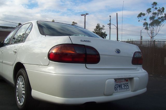 2004 Chevrolet Classic Touring 4WD