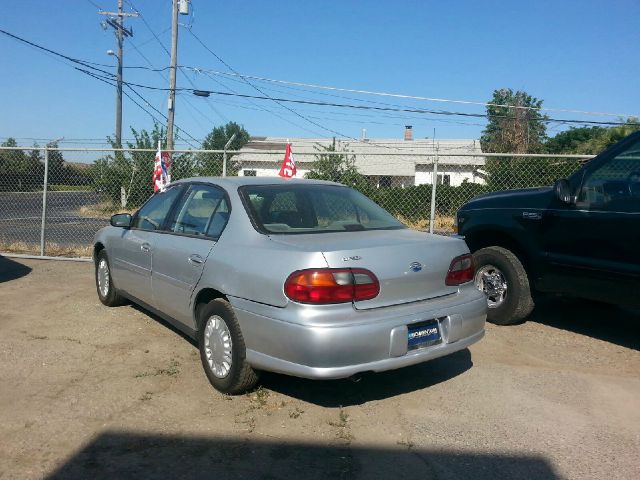 2004 Chevrolet Classic Touring 4WD